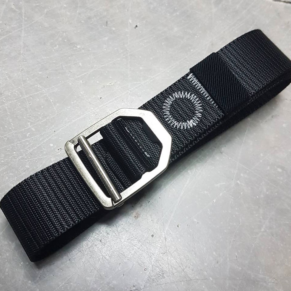 เข็มขัดไนลอน แท้ 100% B4