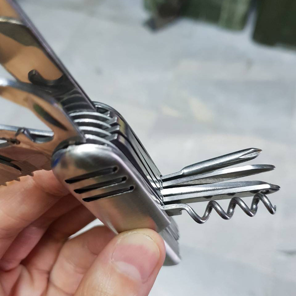 (SALE) มีดพับ