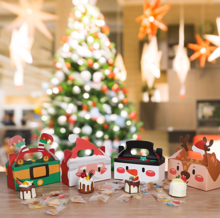 กล่องใส่ขนม-อาหาร Christmas แพ็ค 20 ชิ้น 4 ลาย (Santa-Reindeer-Snowman-Elf )