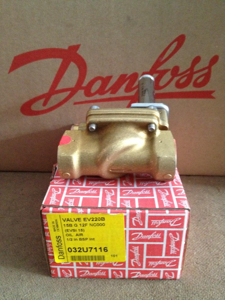 Solenoid valve EV220B