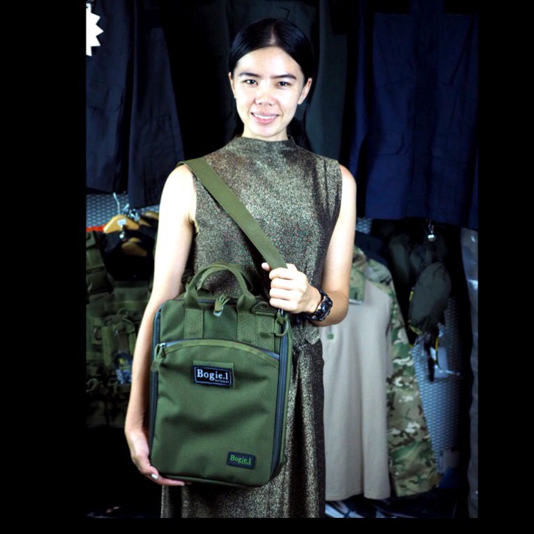 กระเป๋าสะพาย Notebook 3 in 1 (ซิปกันน้ำ)