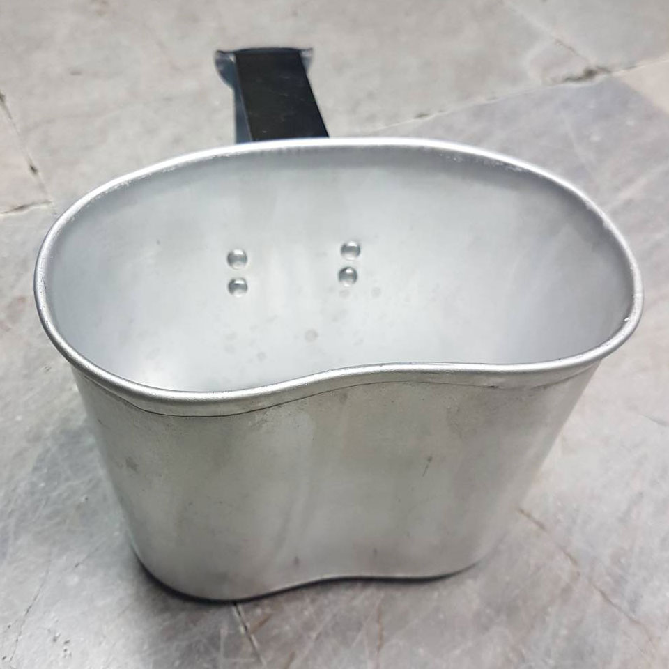 กระติกน้ำรด. (ทหาร)