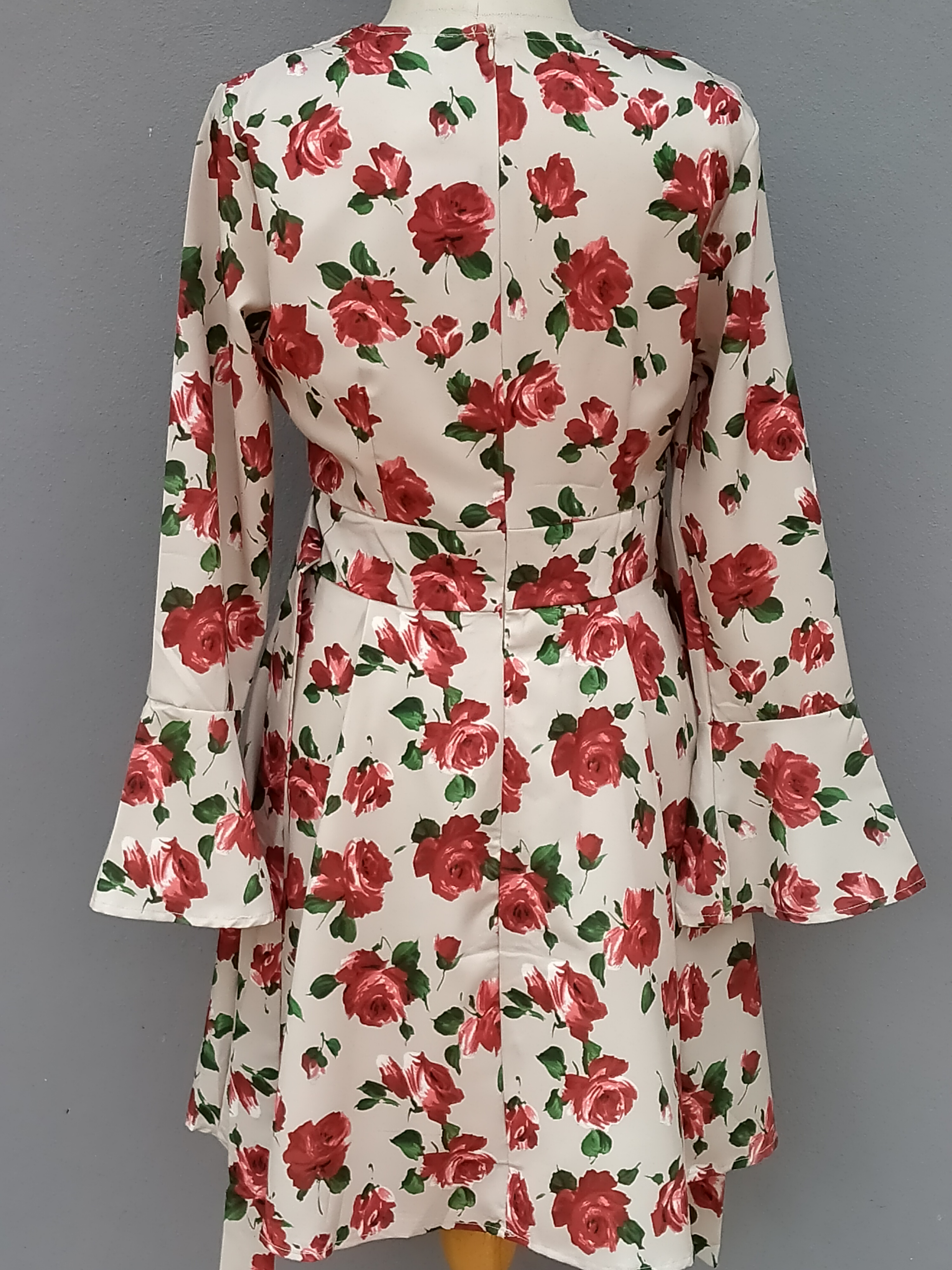 เดรสงานแฟชั่น