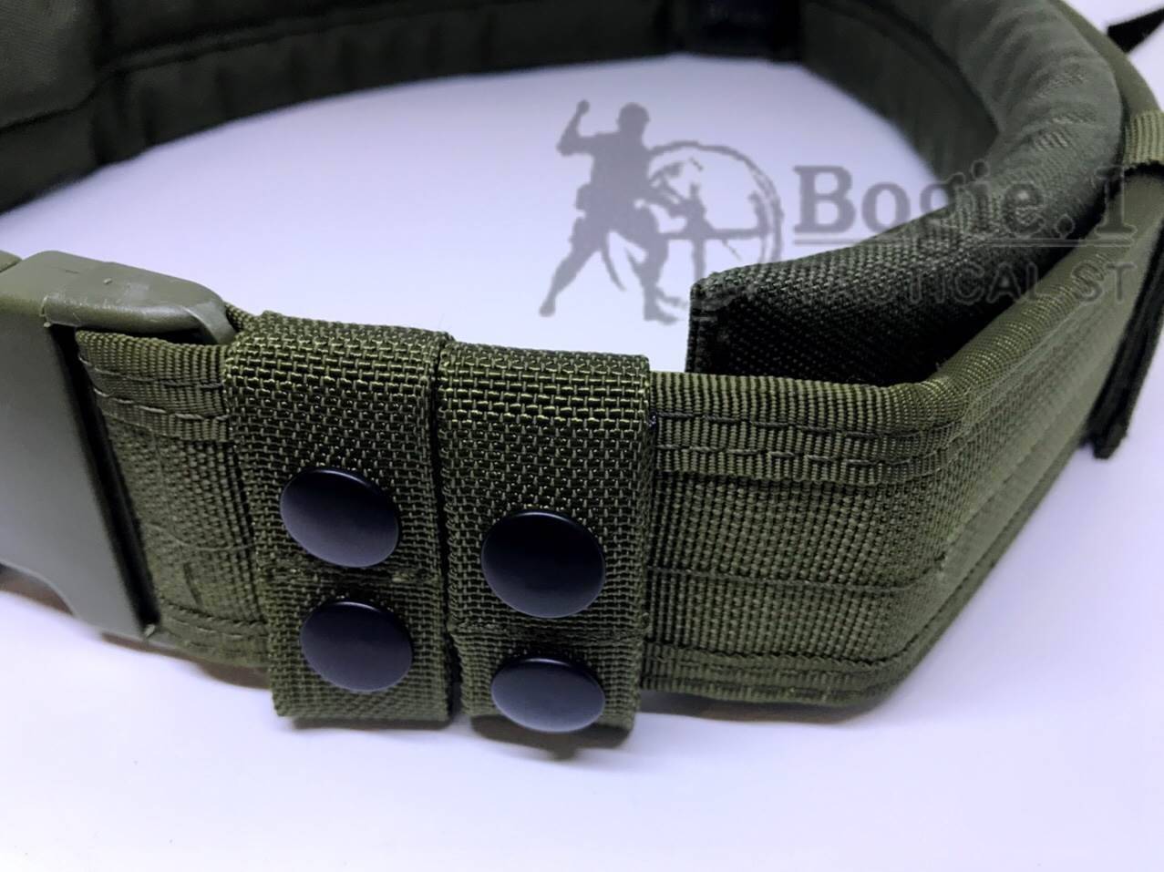 เข็มขัดสนาม บุนวม