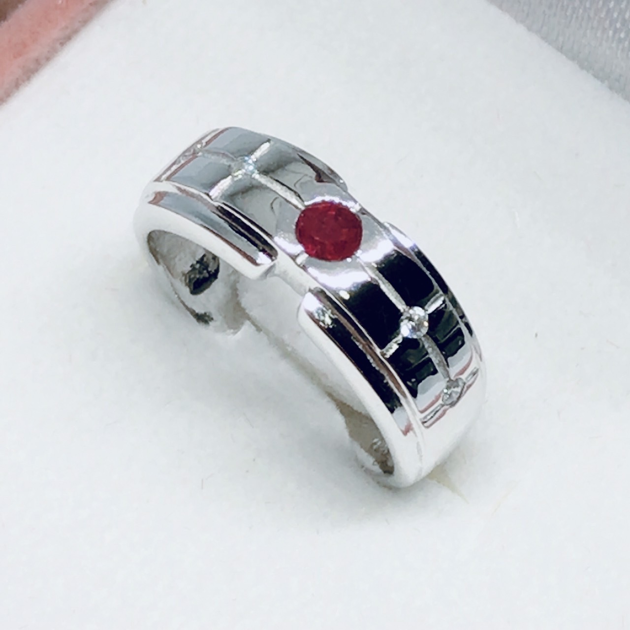 แหวนเงินแท้ พลอยทับทิมแท้(ราศีกรกฎ)