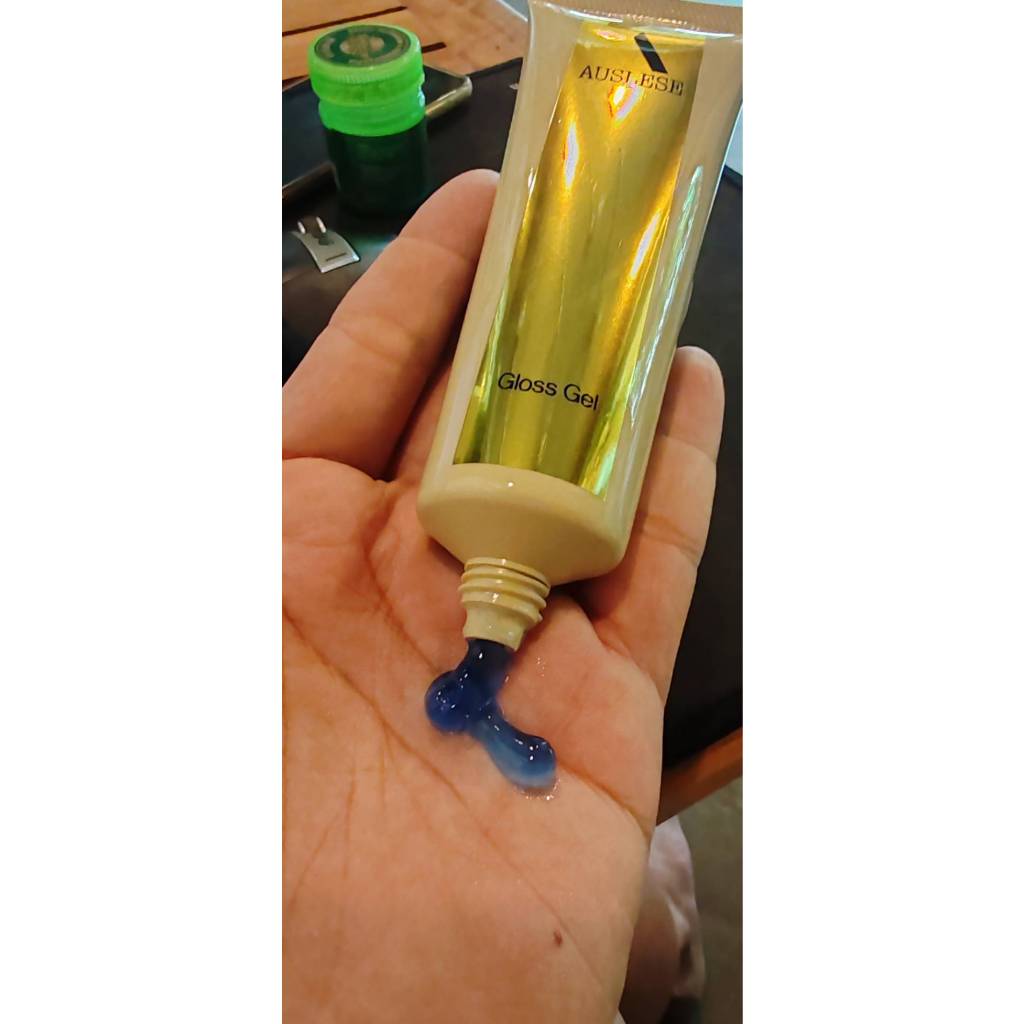 Shiseido Auslese Gloss Gel (100 g) ชิเซโด้ ออสลีส กลอส เจล จัดแต่งทรงผม มันเงางาม wet look กลิ่นดอกไม้ 100กรัม