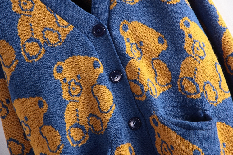 PreOrderเสื้อผ้าคนอ้วน - เสื้อกันหนาวคนอ้วน ไซส์ใหญ่ เสื้อไหมพรม ไม่หนาถักลายกระดุมหน้าสีน้ำเงิน