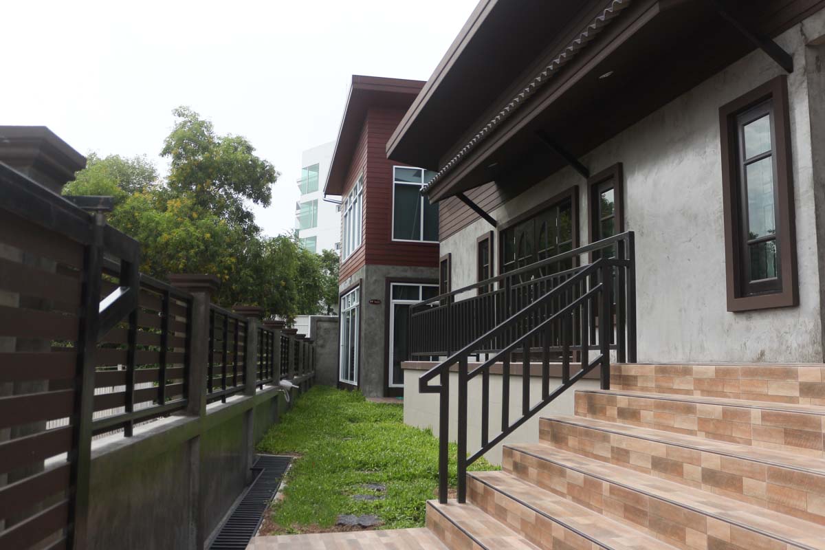 PK VILLA Hunhin บ้านพักส่วนตัว คืนละ 2800฿ wifi free มีโต๊ะทำงานให้ใช้ 
