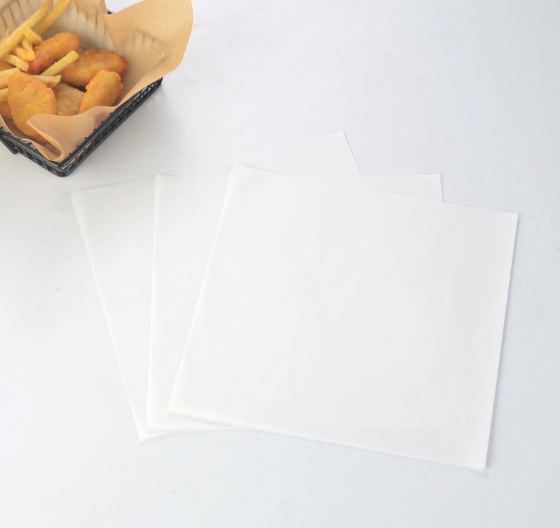 กระดาษไขรองอาหาร (Greaseproof paper) เคลือบกันน้ำ-น้ำมัน แพ็ค 200 ชิ้น