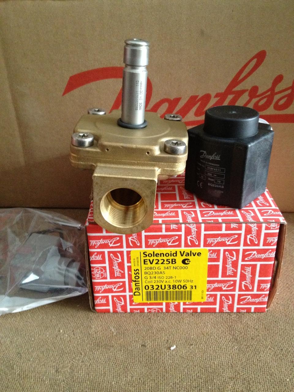 Solenoid valve EV225B