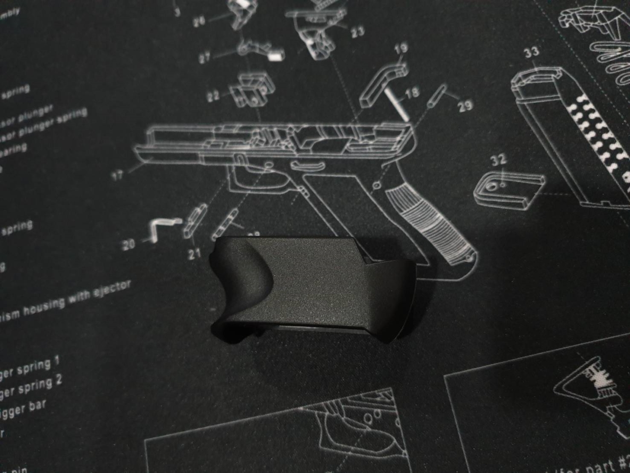 Grip Adapter ต่อด้าม G26 โดยใช้แม็ก G19