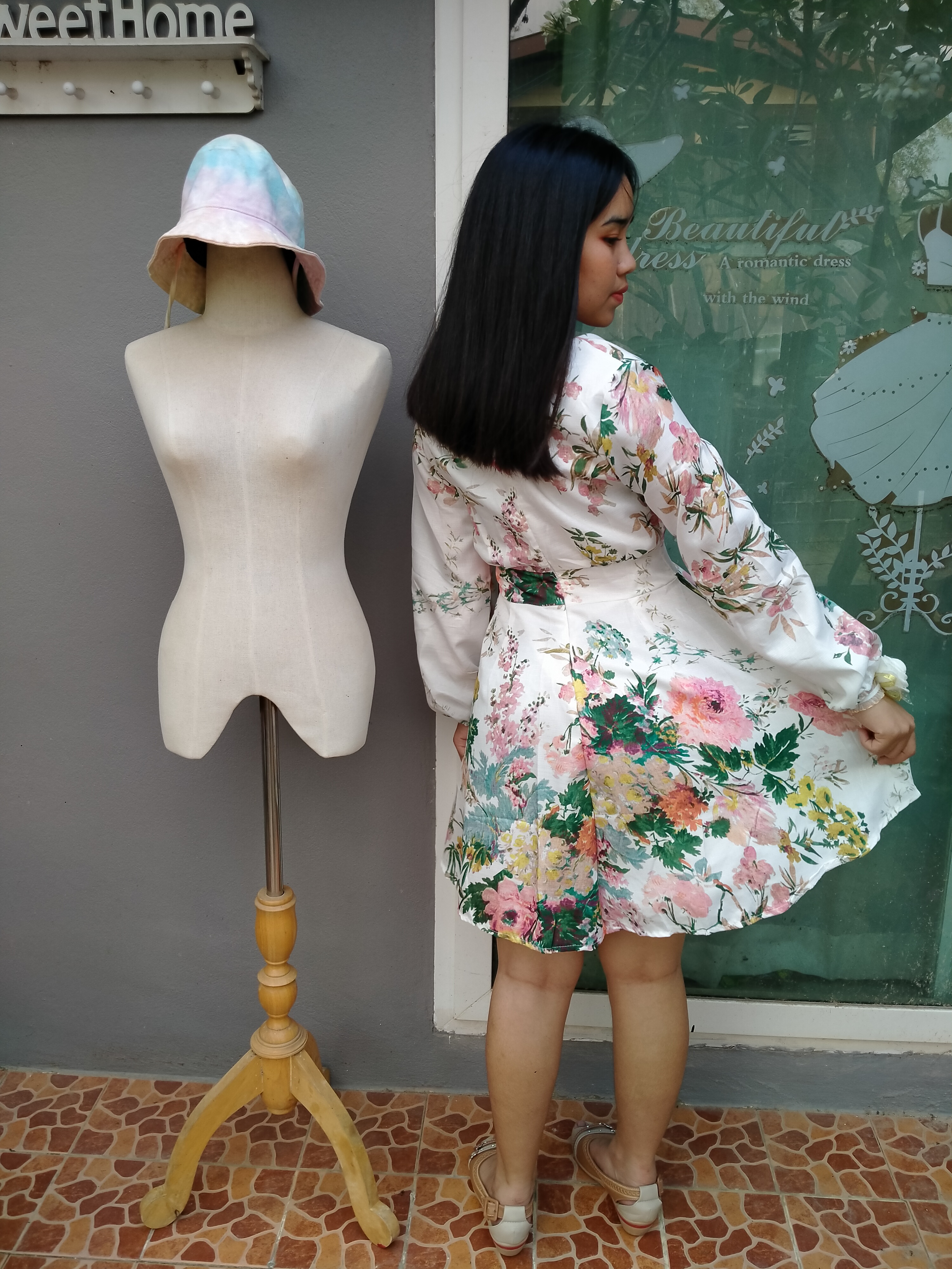 เดรสงานแฟชั่น