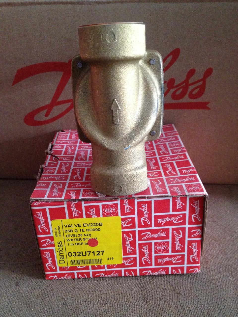 Solenoid valve EV220B 032U7127