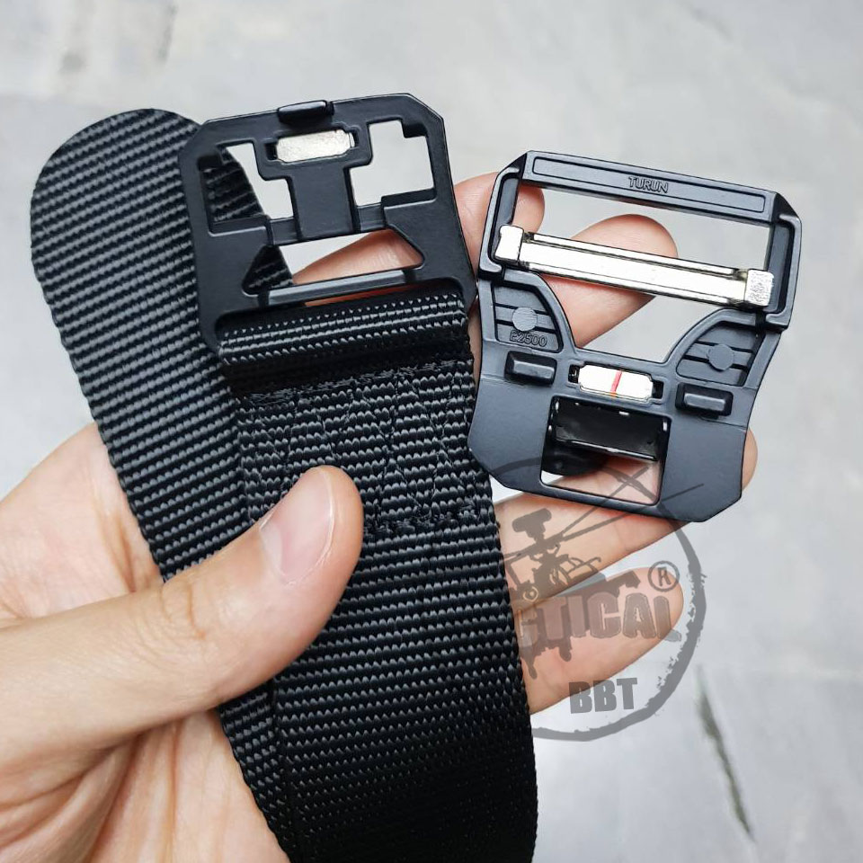 เข็มขัดยุทธวิธี หัวแม่เหล็ก (B10)