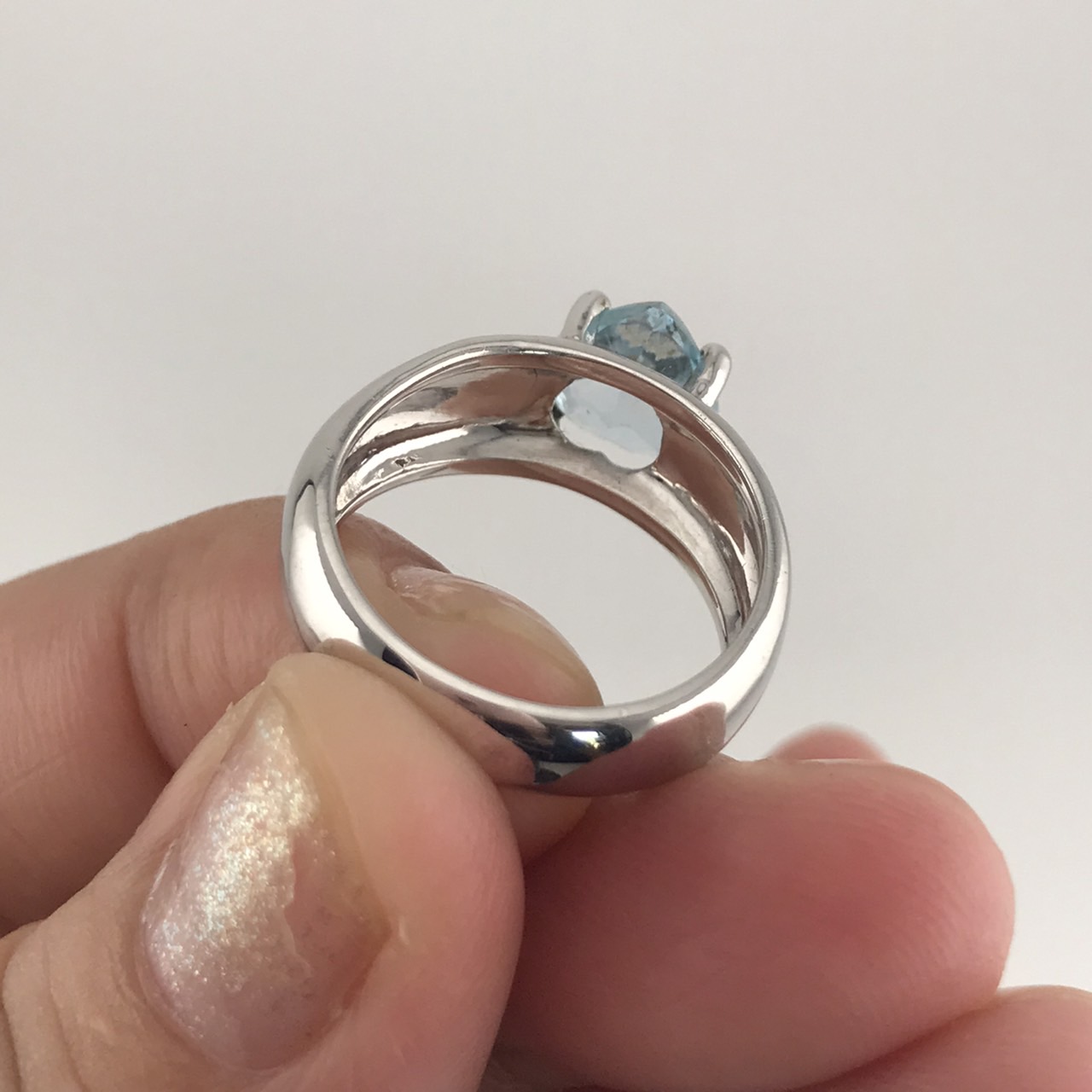 แหวนเงินแท้ พลอยบลูโทแพสแท้(ราศีธนู)