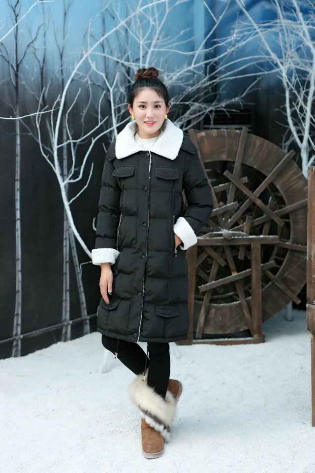 PreOrderคนอ้วน - เสื้อกันหนาวแฟชั่น ตัวยาว ผ้าร่ม บุนวม และขนสัตว์คอ ข้อมือ กระดุม Hood ถอดได้ สี : เหลือง / ดำ