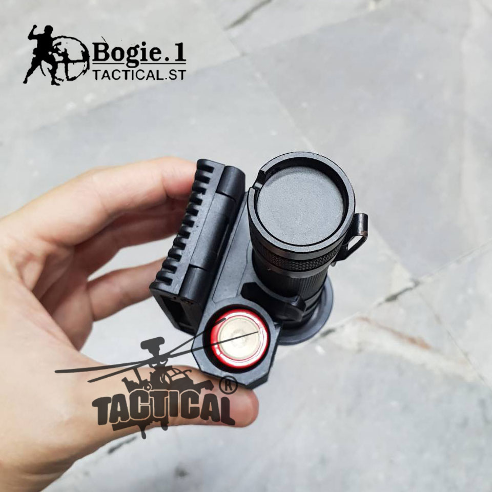 ซองไฟฉาย + ที่ใส่ถ่าน โบกี้วัน (ราคาไม่รวมไฟฉาย)