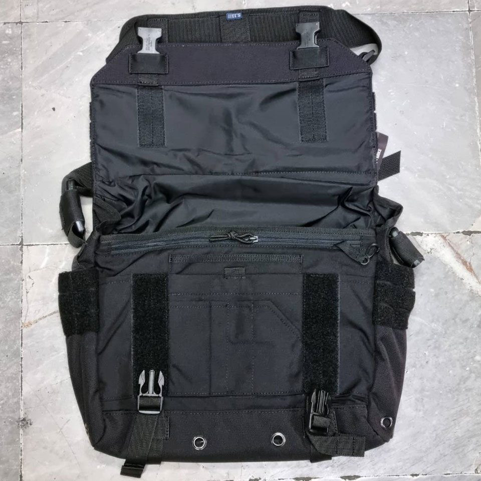 กระเป๋าสะพายข้าง ผ้า Cordura