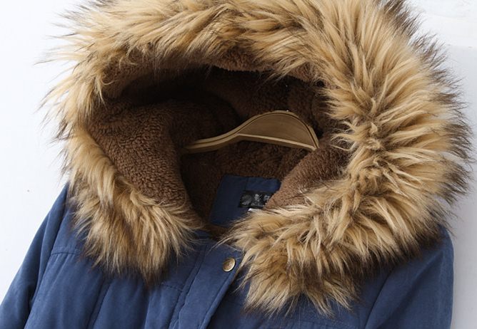 PreOrder - เสื้อกันหนาวแฟชั่นเกาหลี ไซส์ใหญ่ ไซส์เล็ก ข้างในเป็นขนสัตว์ มีHood ขนเฟอร์ สี : เขียว / ชมพูอ่อน / แดง / ส้ม / เขียวทหาร / ชมพูเข้ม / น้ำเงิน