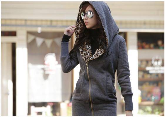 Pre Order - เสื้อกันหนาวแฟชั่นสไตล์เกาหลี Hoodหลัง ด้านในเป็นหลายเสือดาว สีดำ / สีกากี / สีเทา