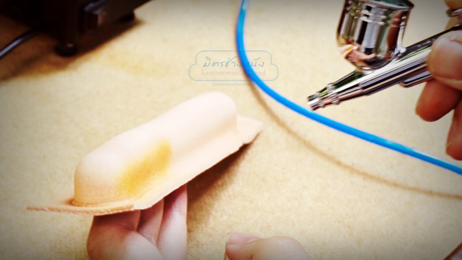 แอร์บรัช พร้อมปั๊มลมขนาดเล็ก รุ่นเงียบกริบ