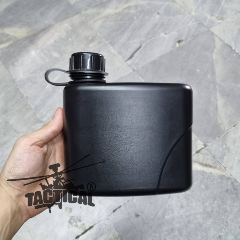 กระติกน้ำสี่เหลี่ยม Commando