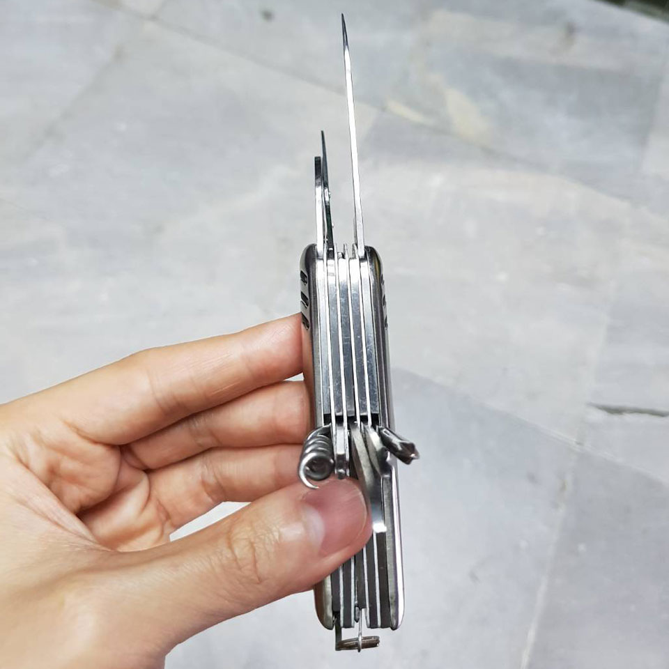 (SALE) มีดพับ