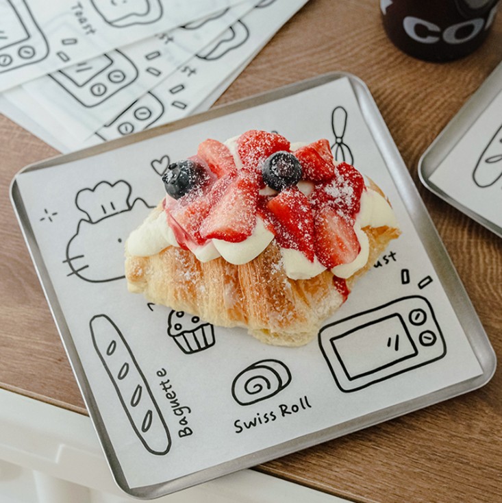 กระดาษไขรองอาหาร (Greaseproof paper) เคลือบกันน้ำ-น้ำมัน ขนาด 18x18 cm. (แพ็ค 98-100 ชิ้น)