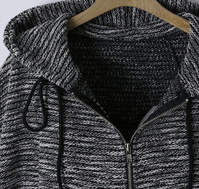 PreOrderไซส์ใหญ่ - เสื้อกันหนาวแฟชั่น ไซส์ใหญ่ คนอ้วน ไหมพรมหนา มีHood เหมาะกับอากาศบ้านเรา สีดำ