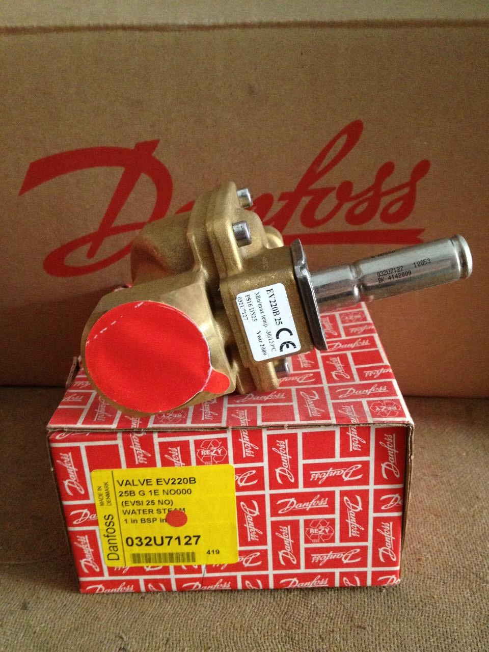 Solenoid valve EV220B 032U7127