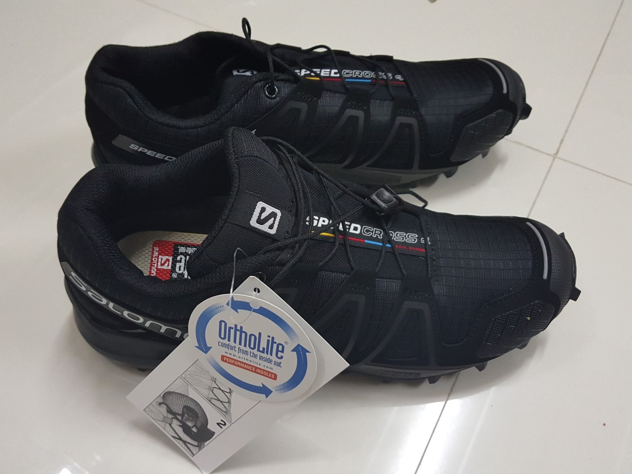 รองเท้า Salomon Gen 4