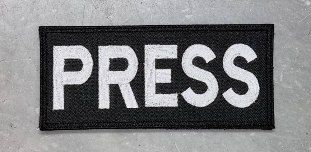 ป้ายปัก L ขนาด 16.5x8 CM. ตีนตุ๊กแก