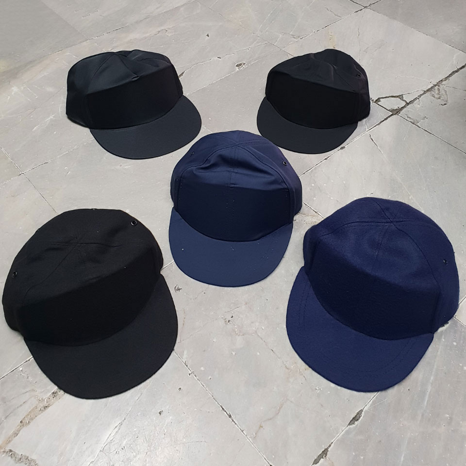 หมวกแก๊ปยางยืด ดำ/กรมท่า