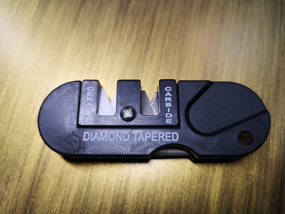 ที่ลับมีด 3 in 1 มีลับด้วยเซรามิค+คาร์ไบค์+แท่งแหลมลับมีด