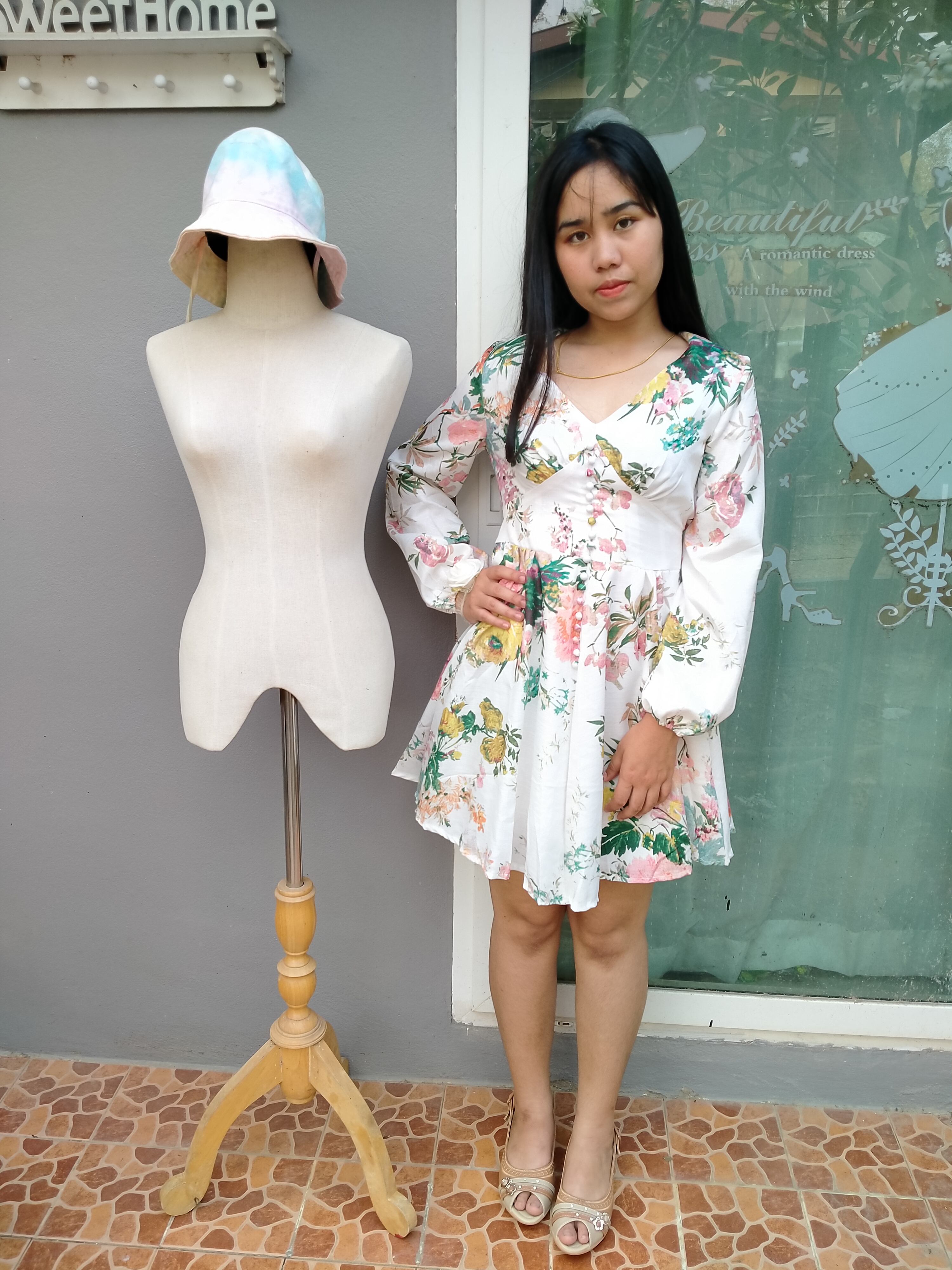 เดรสงานแฟชั่น