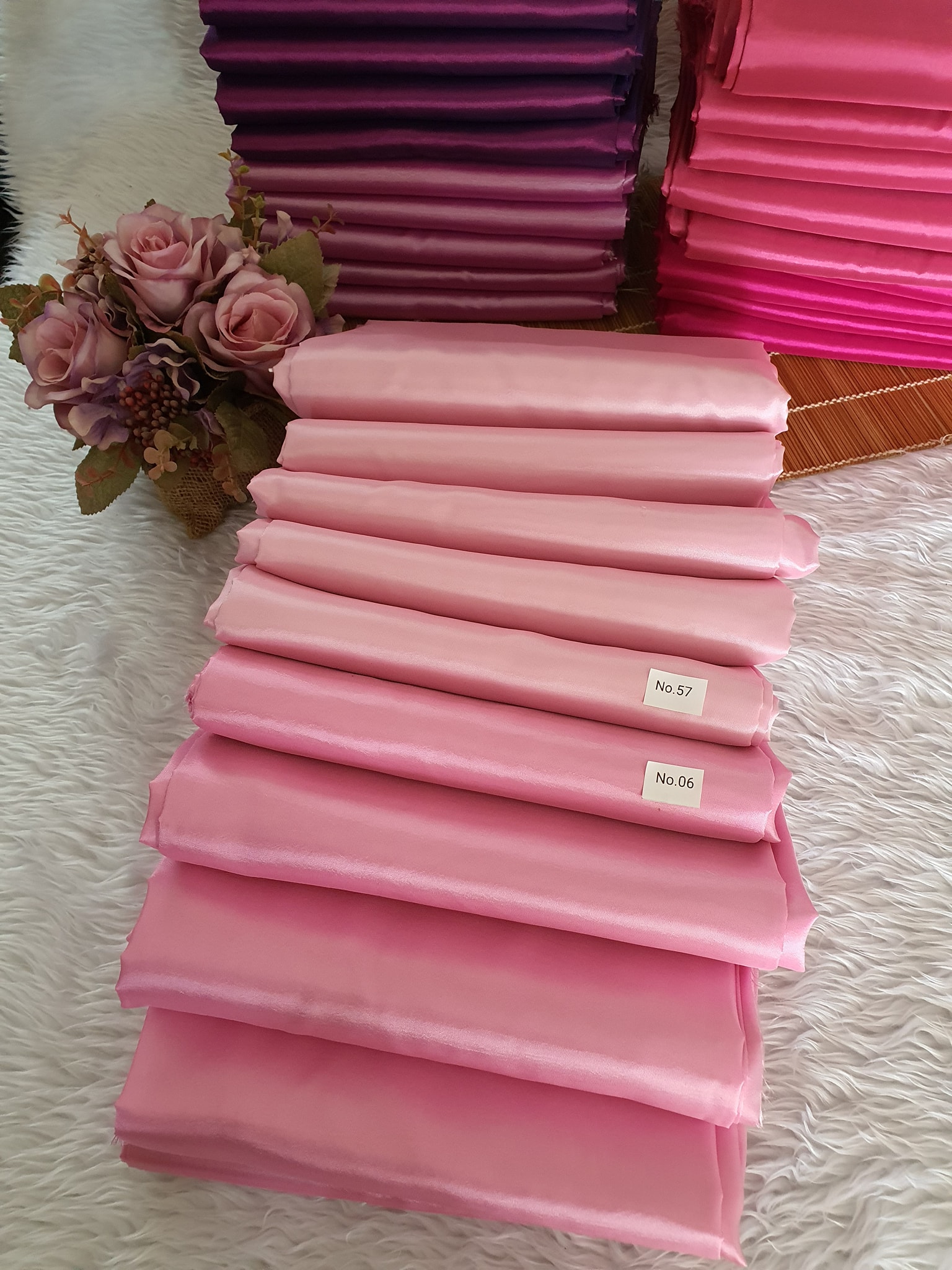ผ้าไหมสังเคราะห์ทอเครื่องสีพื้น Plain Synthetic Silk