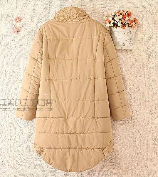 PreOrderเสื้อผ้าคนอ้วน - เสื้อกันหนาวไซส์ใหญ่ คนอ้วน ผ้าร่มบุนวม แต่งผ้าลูกไม้คอเสื้อ สี : ดำ / กากี