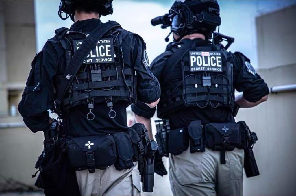 กระเป๋าพยาบาลสนาม B04 ทรง CT Resgear IFAK (แบบกระตุกไว)