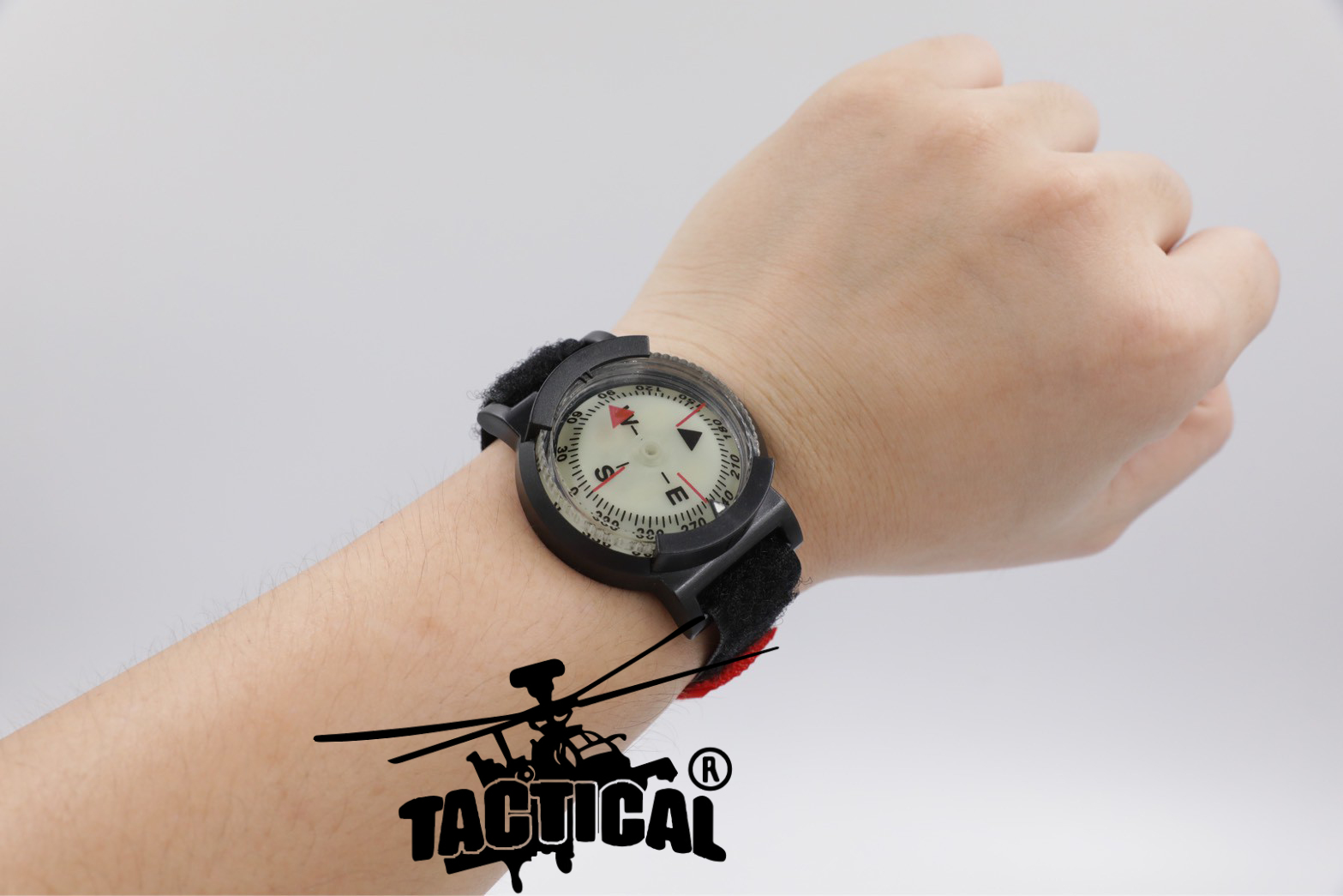 เข็มทิศข้อมือดำน้ำ (Diving Compass)