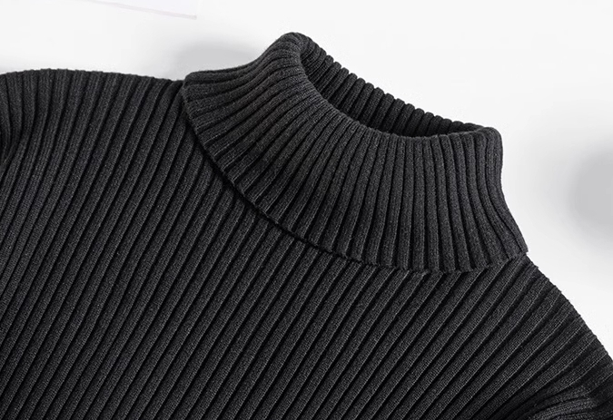 2324-0052 เสื้อไหมพรมไซส์ใหญ่ คอเต่า ใส่แทนฮีทเทคได้ ตัวนี้ฟีนมาก แอดใส่แล้วผ้านุ่มยืดเยอะ อุ่นมาก