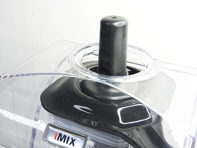 เครื่องปั่นน้ำผลไม้ ปั่นสมูทตี้ ไอมิกซ์ imix รุ่นฝาครอบลดเสียงดัง 2200W. 1602-127