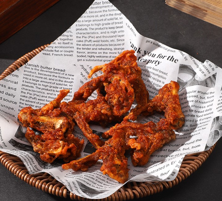 กระดาษไขรองอาหาร (Greaseproof paper) เคลือบกันน้ำ-น้ำมัน (แพ็ค 490-500 ชิ้น)