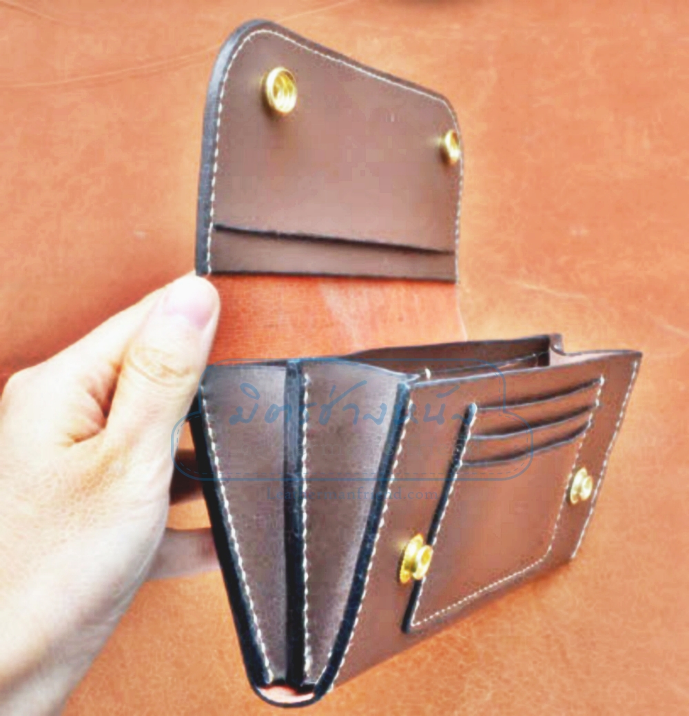 แพทเทิร์น ใบกลางฝาพับ