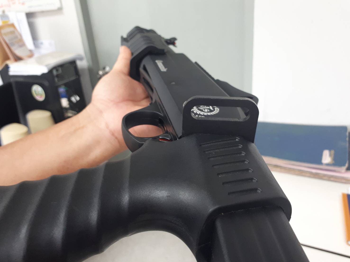 หูกระวิน คอมมานโด 8.6