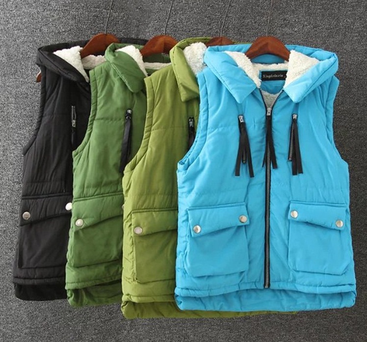 PreOrderคนอ้วน - เสื้อกั๊กกันหนาว ผ้าฝ้าย ด้านในบุขนสัตว์ มีHood สี : ดำ / เขียวเข้ม / เขียวอ่อน / ฟ้า