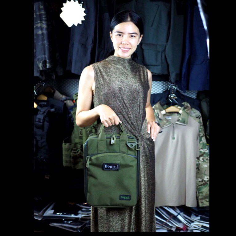 กระเป๋าสะพาย Notebook 3 in 1 (ซิปกันน้ำ)