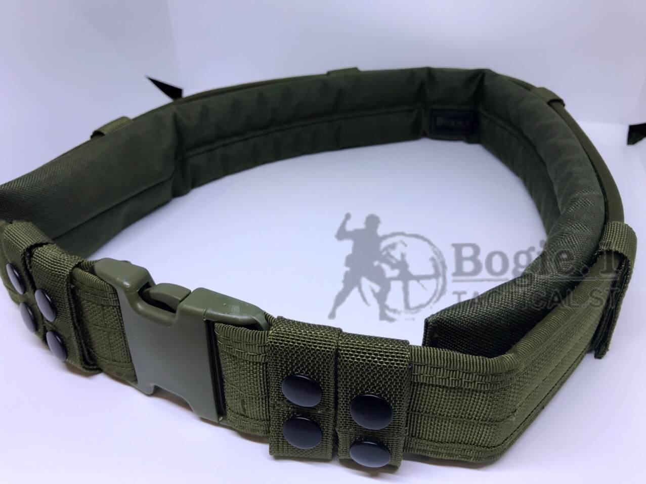 เข็มขัดสนาม บุนวม