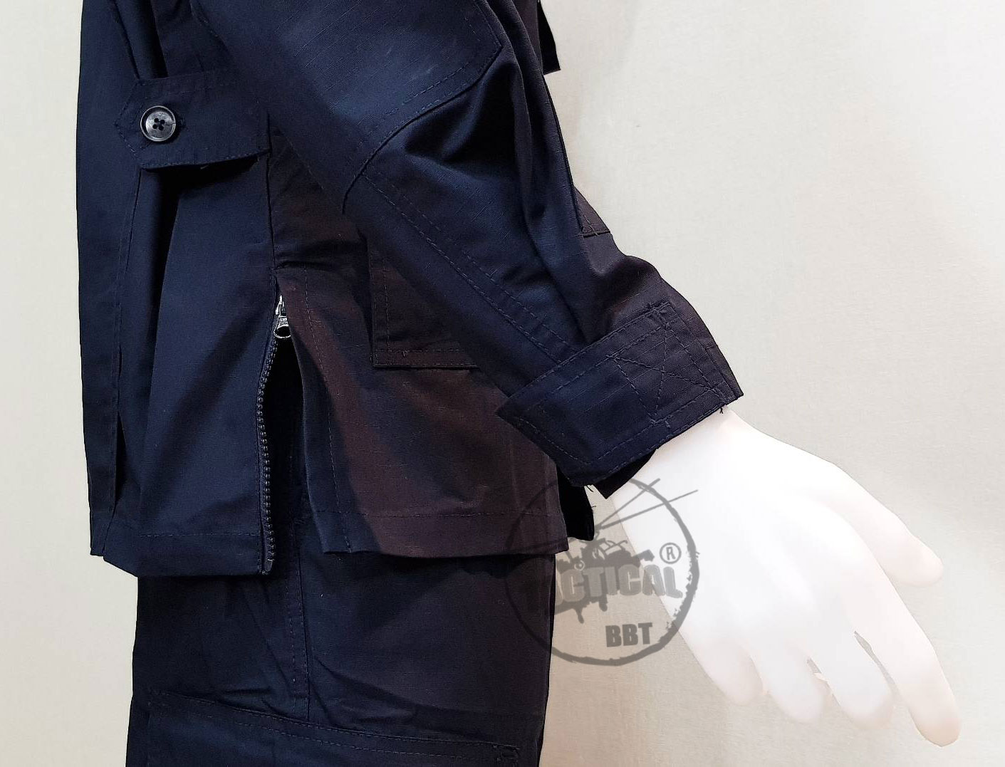 ชุดเวส Delta 4 กระเป๋า (กรมท่า / ดำ)