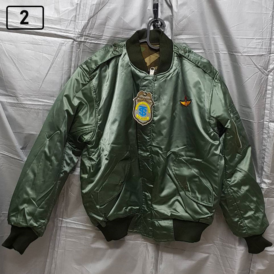 (SALE) Jacket Fight ใส่ได้ 2 ด้าน