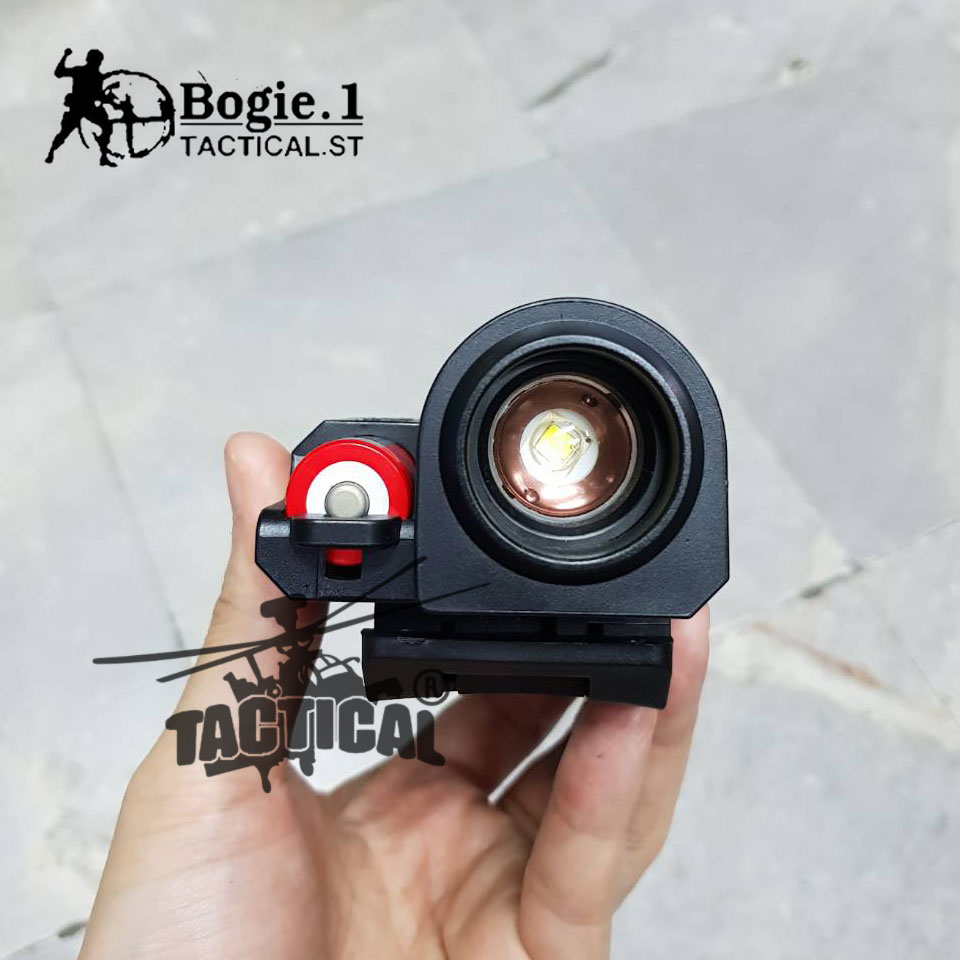 ซองไฟฉาย + ที่ใส่ถ่าน โบกี้วัน (ราคาไม่รวมไฟฉาย)